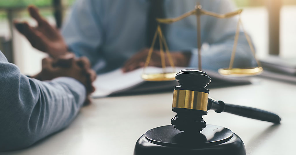 التمثيل القانوني والترافع